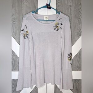 B13.21 St. John's Bay Women's Long Sleeve Floral Embroidered Sweater Grey Small